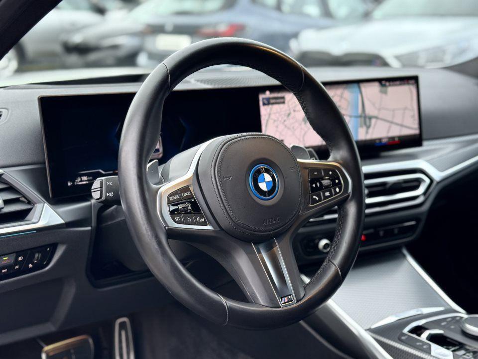 BMW 330 330e Touring