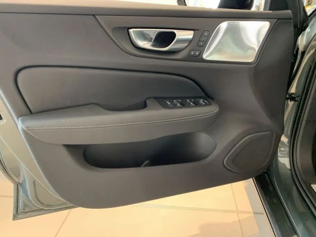 Volvo V60 AWD Dark Hybrid Plus T6