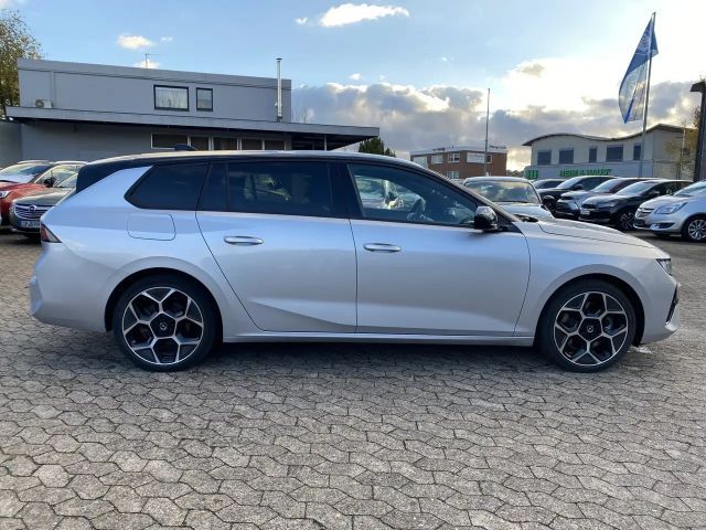 Opel Astra Sports Tourer Ultimate
