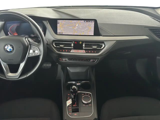 BMW 118 118d Advantage pakket Sedan