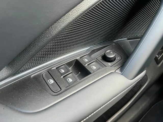 Volkswagen Tiguan 1.5 eTSI DSG IQ.Drive R-Line