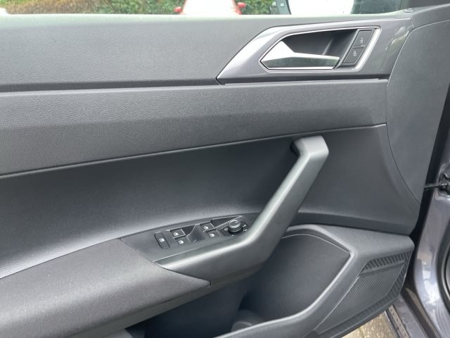 Volkswagen Polo 1.0 TSI DSG IQ.Drive