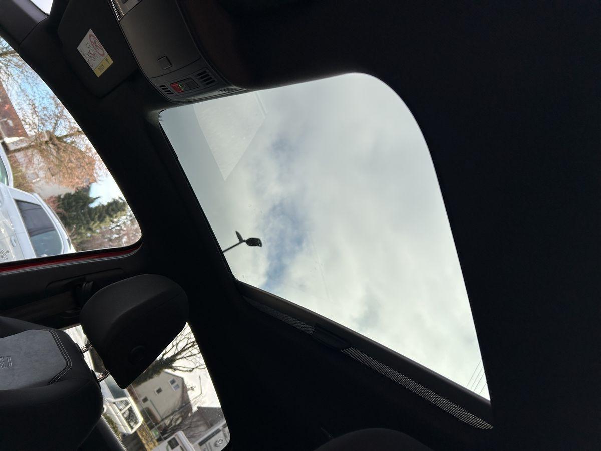 Volkswagen Taigo 1.5 TSI ACT DSG R-Line