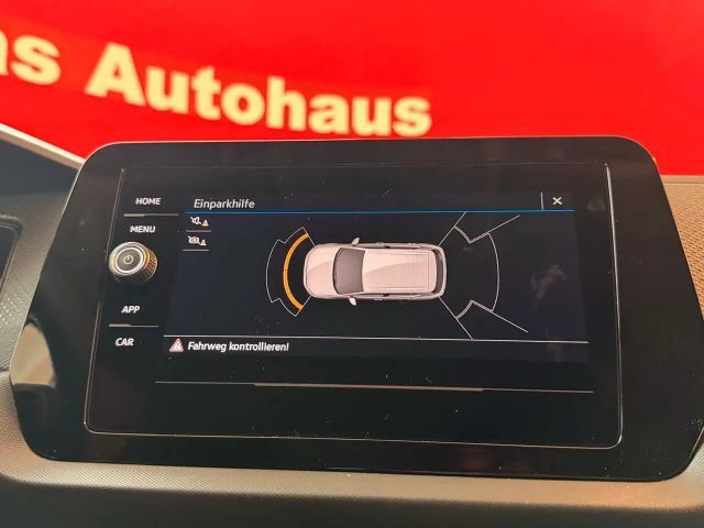 Volkswagen T-Cross 4Me TSI