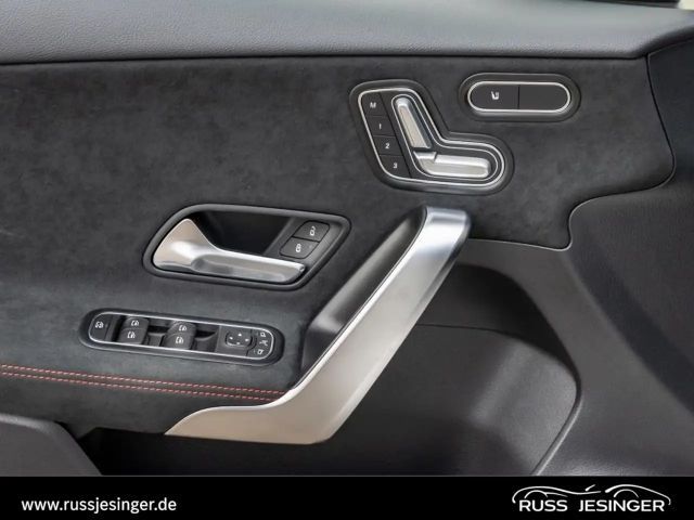 Mercedes-Benz A 200 AMG Line