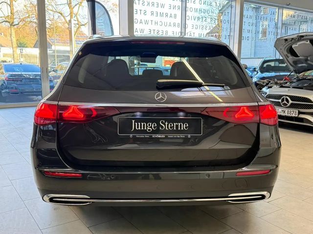 Mercedes-Benz E 220 AVANTGARDE E 220 d Estate