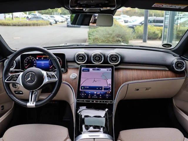 Mercedes-Benz C 200 C 200 d Sedan