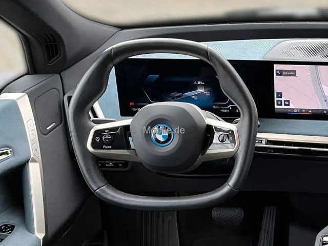 BMW iX xDrive50