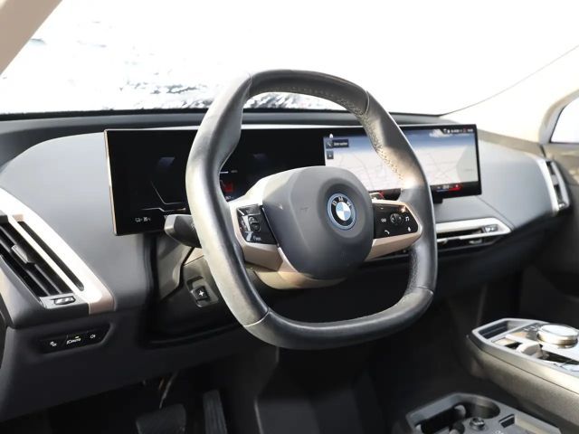 BMW iX xDrive50
