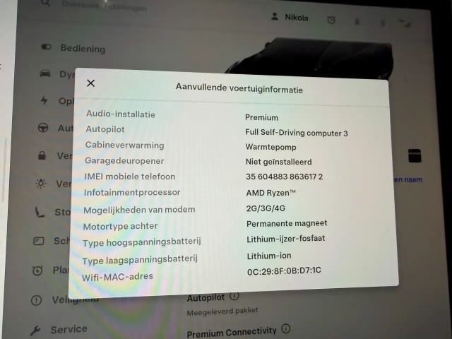 Tesla Model Y REAR WHEEL DRIVE - FULL BLACK - AUTOPILOT ACTIVE