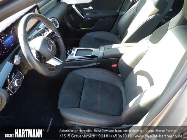 Mercedes-Benz A 180 AMG Line