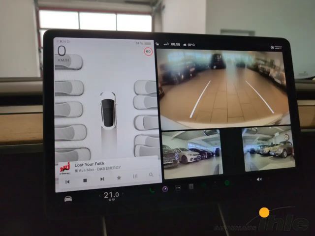 Tesla Model 3 Standard Range