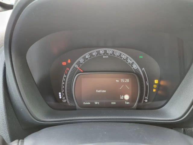 Toyota Aygo X Play