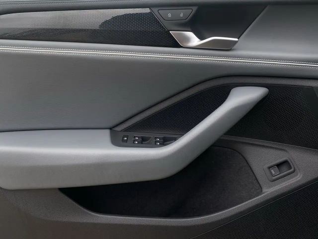 Volkswagen Passat 1.5 eTSI Business Variant