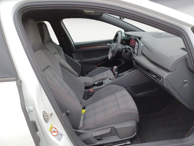 Volkswagen Golf 2.0 TSI GTI