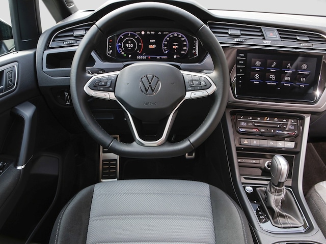 Volkswagen Touran 2.0 TDI DSG R-Line