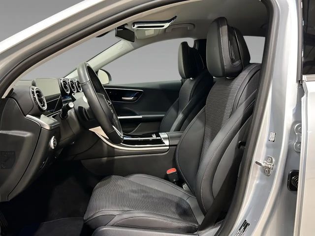 Mercedes-Benz C 220 AVANTGARDE C 220 d Sedan