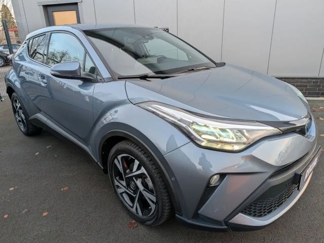 Toyota C-HR Hybride Team D