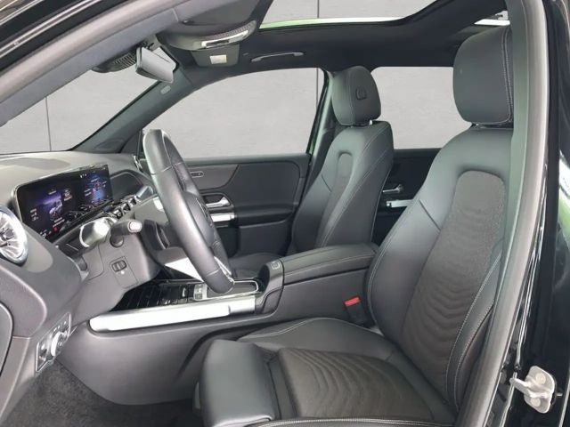 Mercedes-Benz EQB 300