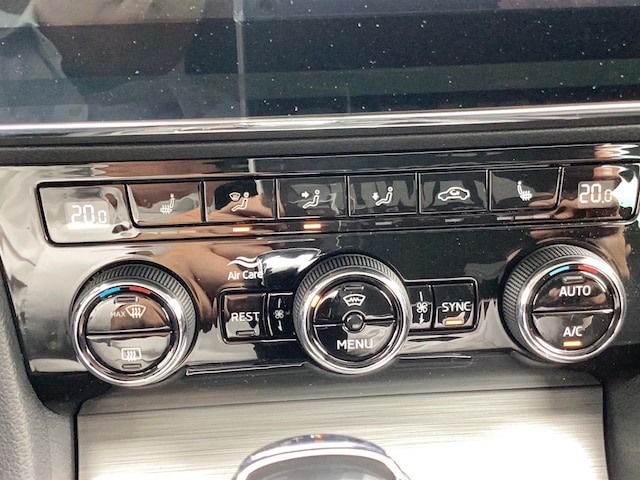 Skoda Superb 2.0 TDI Combi Style Style