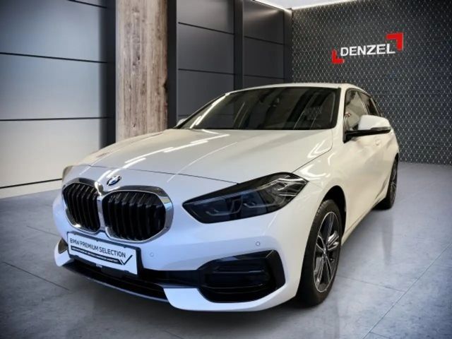 BMW 118 118i 5-deurs Sedan