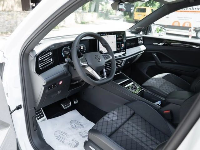 Volkswagen Tiguan 4Motion DSG R-Line Style