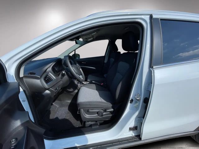 Suzuki S-Cross Hybrid