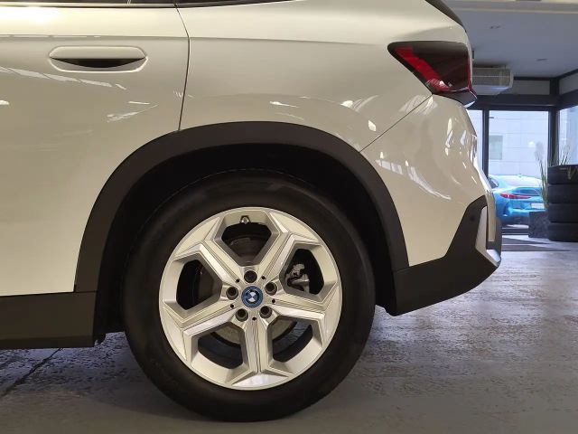 BMW iX1 xDrive30
