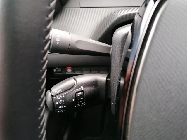 Peugeot E-208 Active Pack