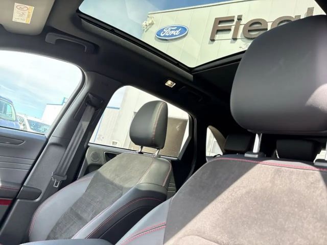 Ford Kuga ST Line X