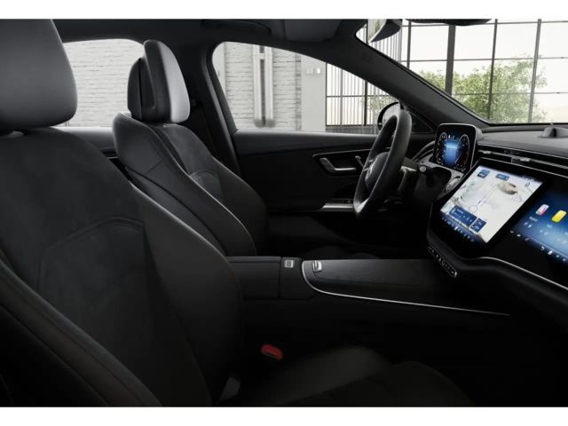 Mercedes-Benz E 220 AMG Line E 220 d Sedan