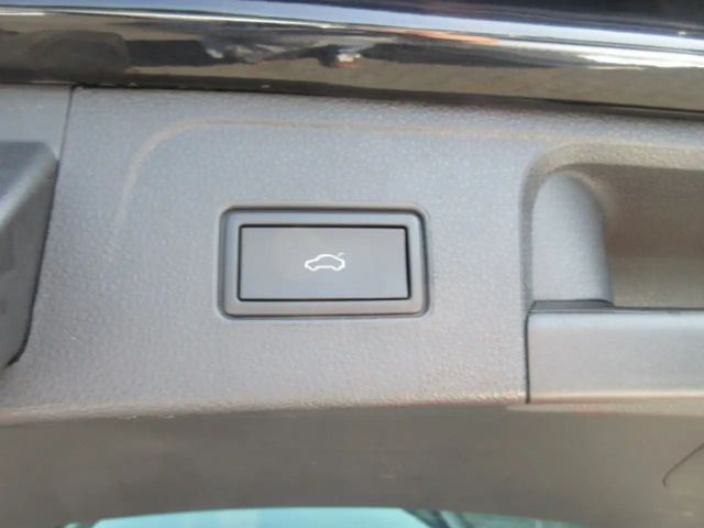 Volkswagen Passat 1.5 TSI Business DSG Variant