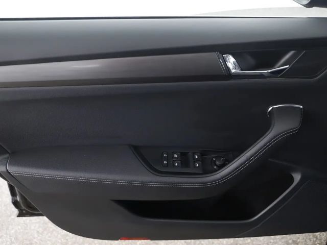 Skoda Superb Style Style