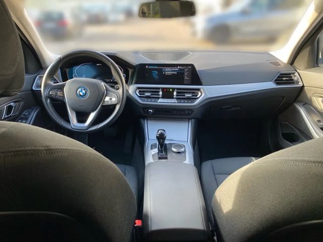 BMW 320 320e Advantage pakket Touring