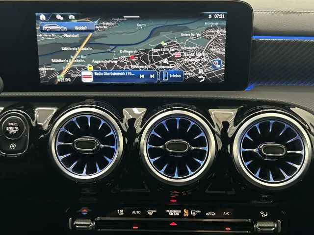 Mercedes-Benz CLA 180 Shooting Brake