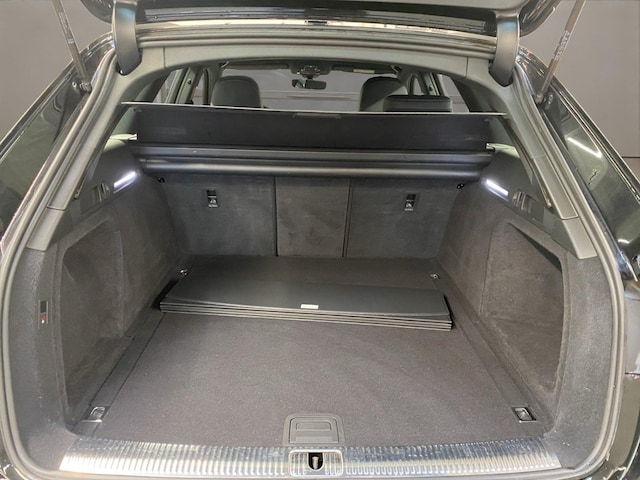 Audi A4 35 TDI Avant S-Line S-Tronic