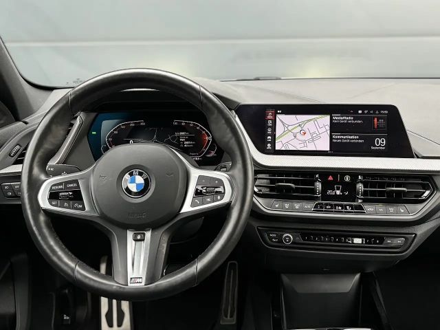 BMW 118 118i M-Sport Sedan