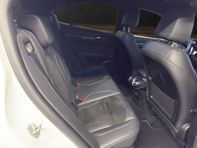 Alfa Romeo Stelvio Quadrifoglio