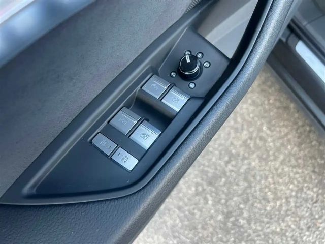 Audi Q8 e-tron 50 Quattro S-Line Sportback