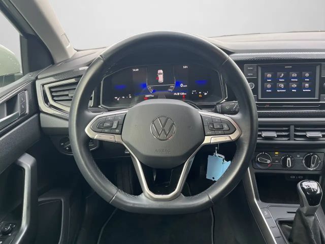 Volkswagen Polo 1.0 MPI Life