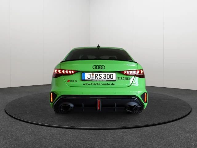 Audi RS3 Quattro S-Tronic Sedan