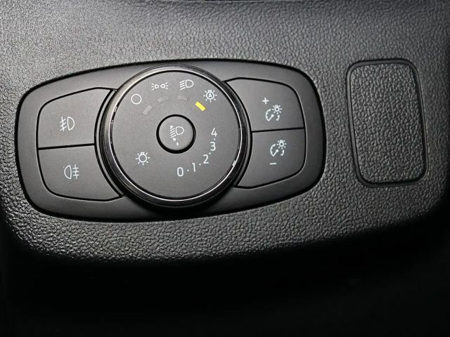 Ford Puma EcoBoost Titanium