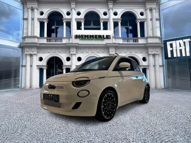 Fiat 500e La Prima by Bocelli