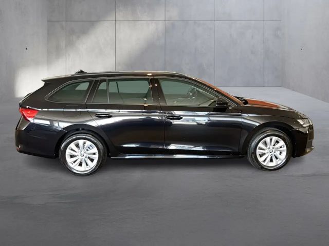 Skoda Octavia Essence TSI