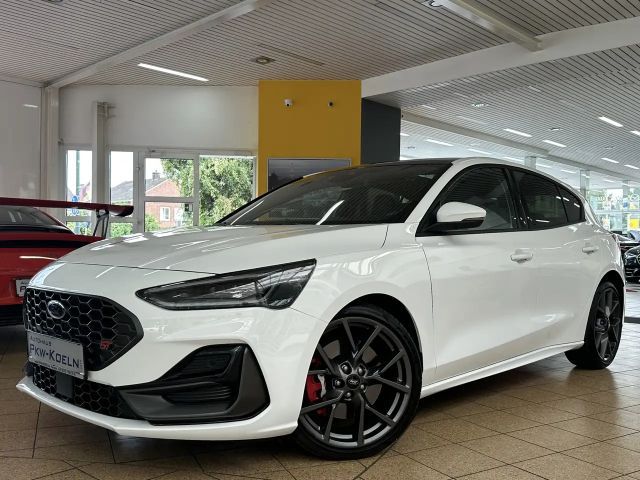 Ford Focus ST Line