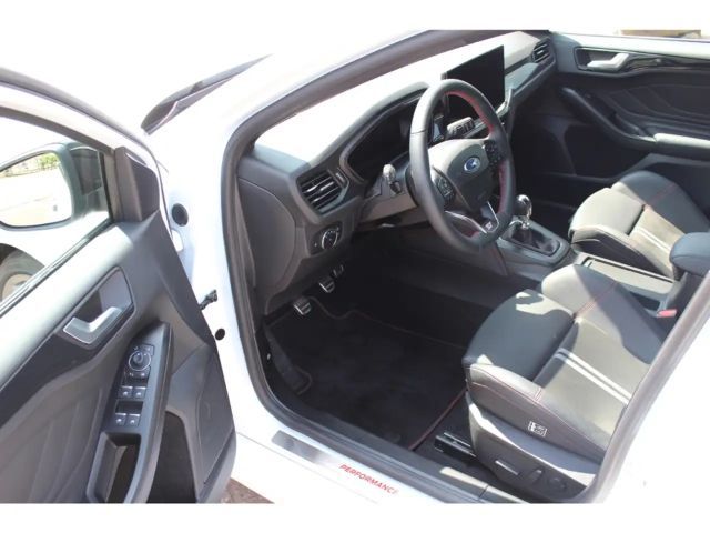 Ford Focus ST Line Wagon