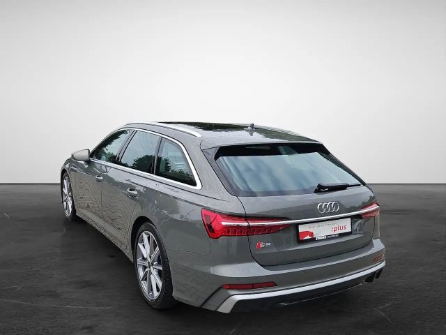 Audi S6 Avant Quattro