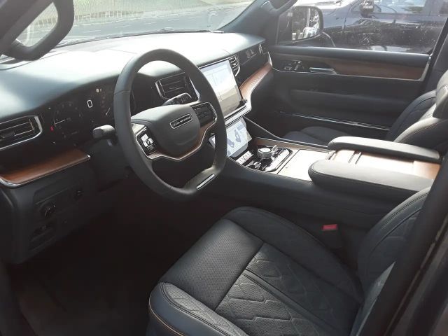 Jeep Wagoneer Series III