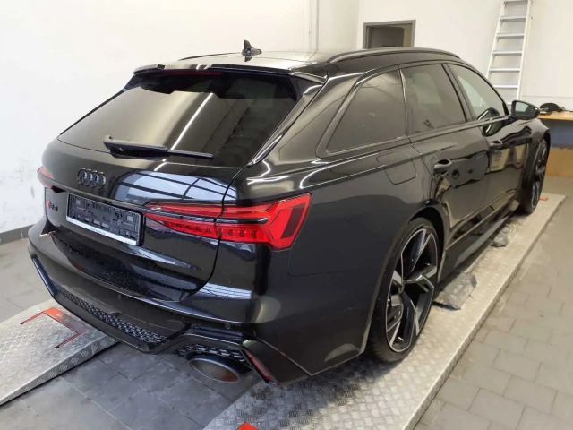 Audi RS6 Avant