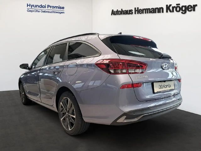 Hyundai i30 Advantage Hybrid